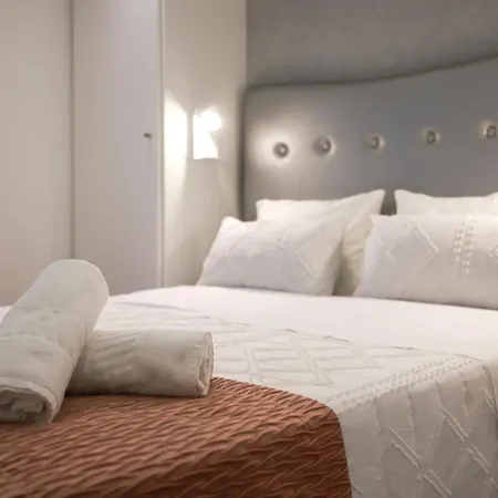 Dina House Apartamento *