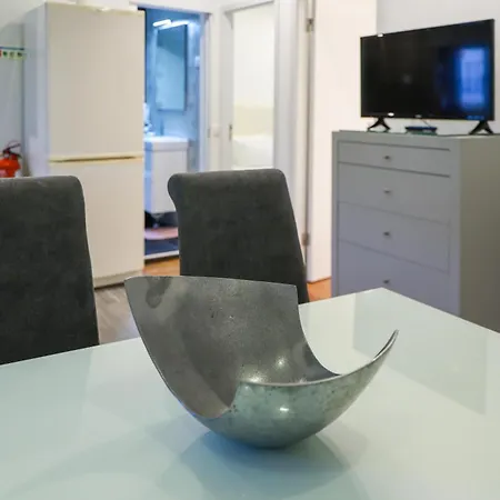 Dina House Apartamento Nazaré