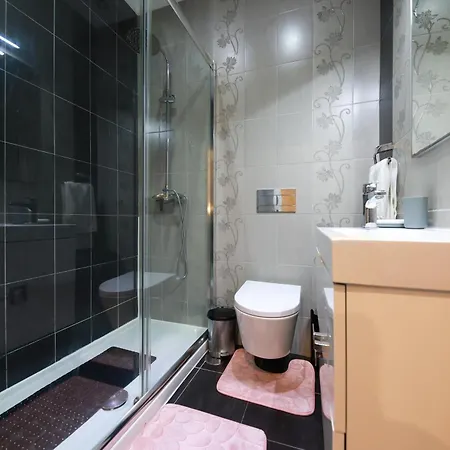 Dina House Apartamento *