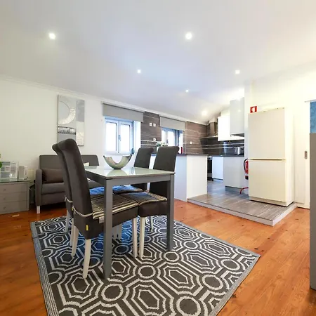 Apartamento Dina House *